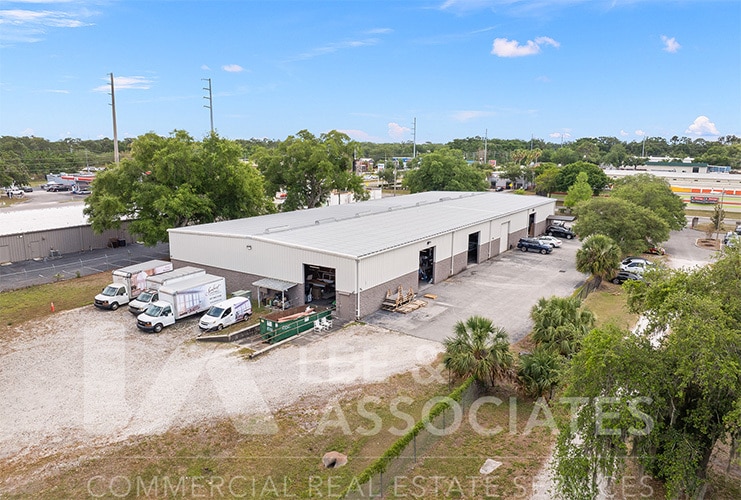 6524 All American Blvd, Orlando, FL for lease - Building Photo - Image 2 of 14