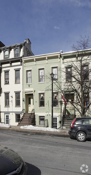 297 Hamilton St, Albany, NY à vendre - Photo principale - Image 2 de 2
