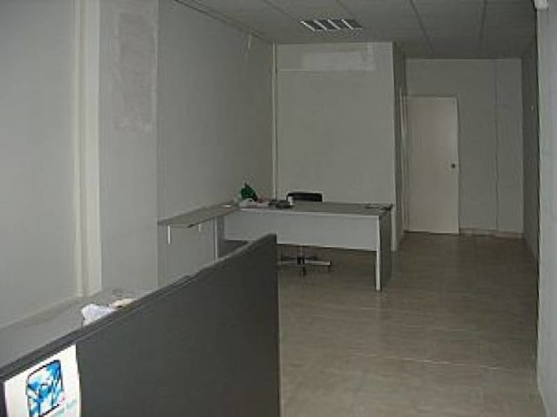 Mollet del Vallès, BAR 08100 - - - Interior Photo - Image 2 of 4