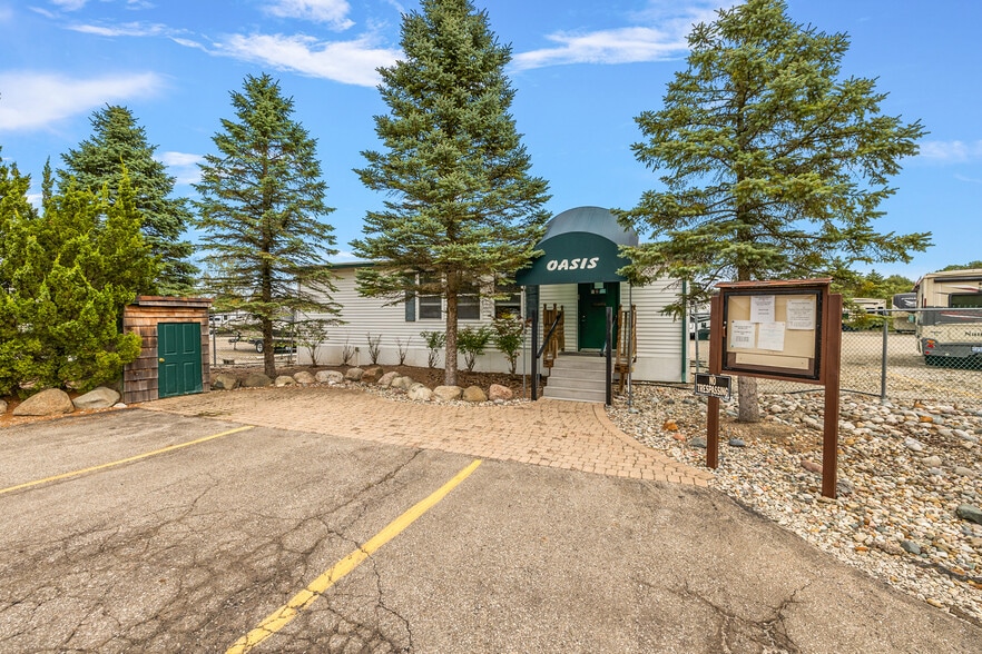 59120 Oasis Center Dr, South Lyon, MI for sale - Building Photo - Image 3 of 35