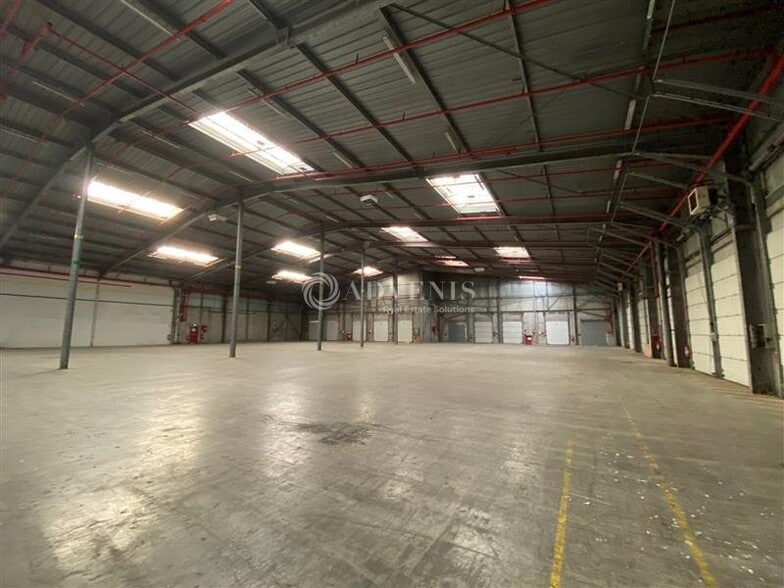 Flex in Bonneuil-sur-Marne for lease - Interior Photo - Image 2 of 8
