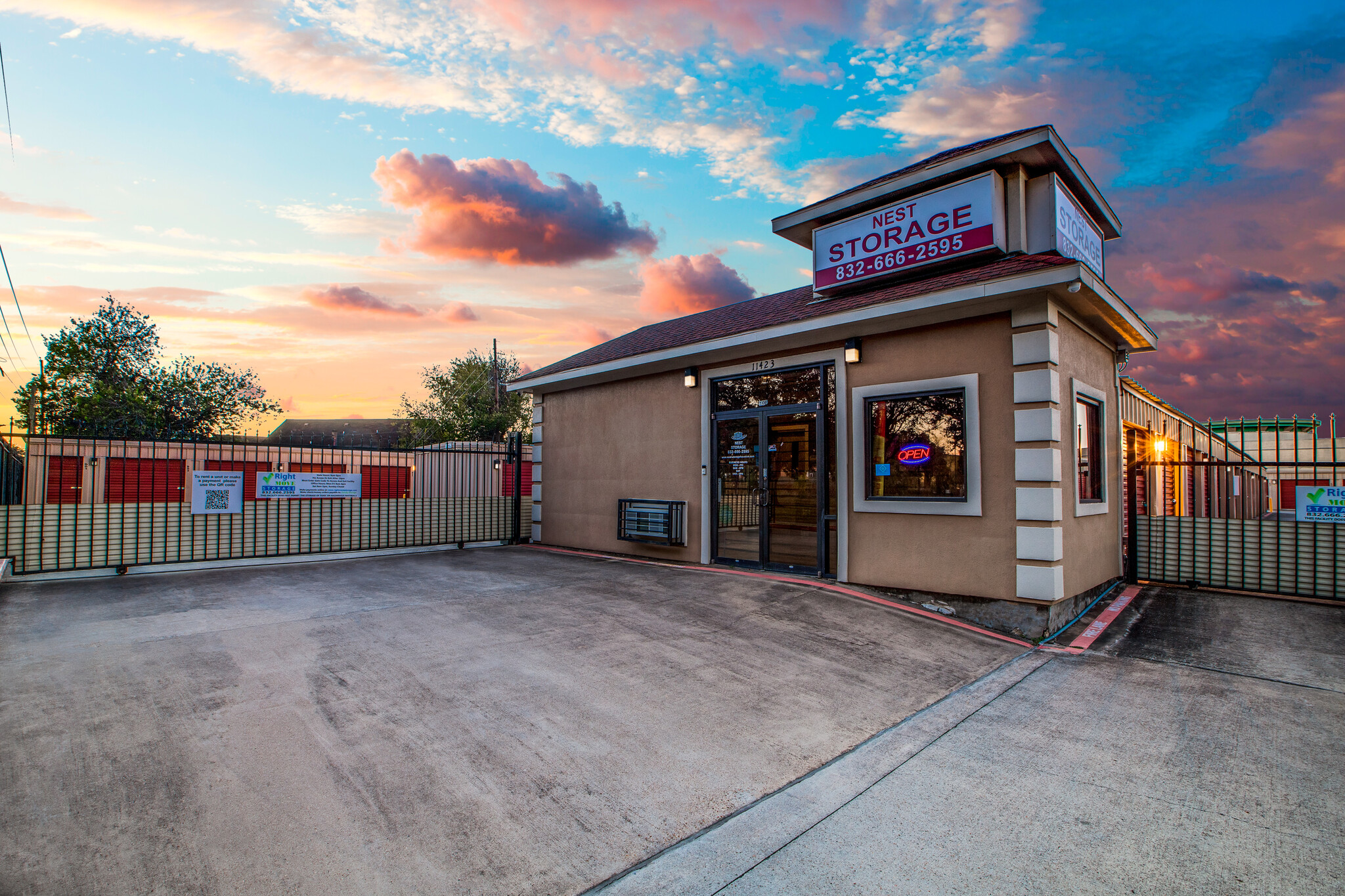 11423 Veterans Memorial Dr, Houston, TX à vendre Photo du bâtiment- Image 1 de 1