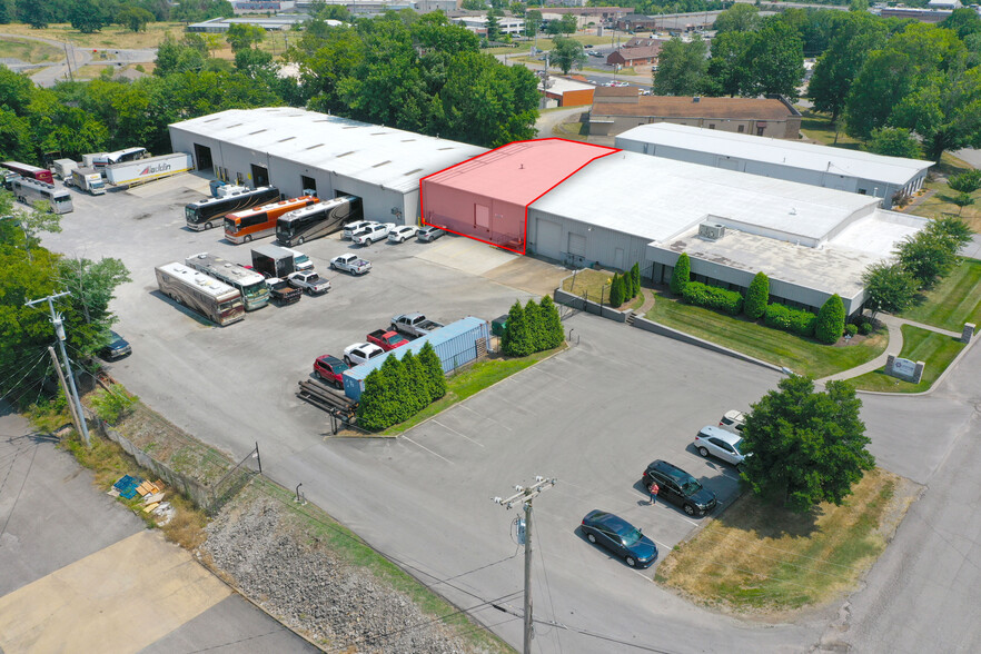 22 Industrial Park Dr, Hendersonville, TN à vendre - Photo du bâtiment - Image 1 de 1