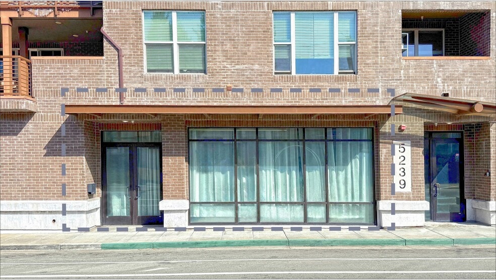 5239 Claremont Ave, Oakland, CA à louer - Photo du bâtiment - Image 2 de 12