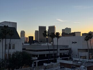 Plus de détails pour 390 N Bedford Dr, Beverly Hills, CA - Commerce de détail à louer