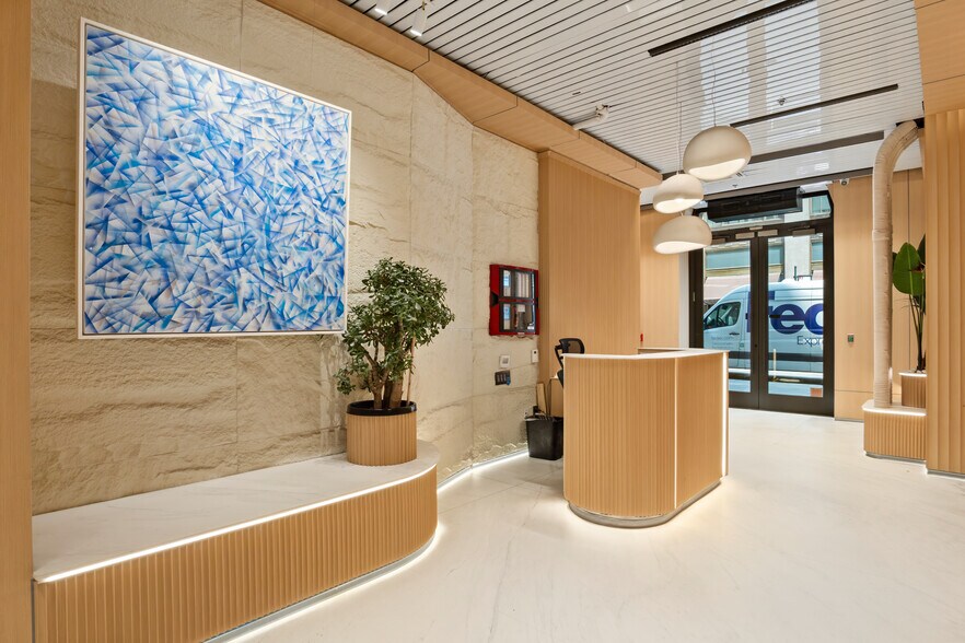 6 E 45th St, New York, NY à louer - Photo intérieure - Image 3 de 8