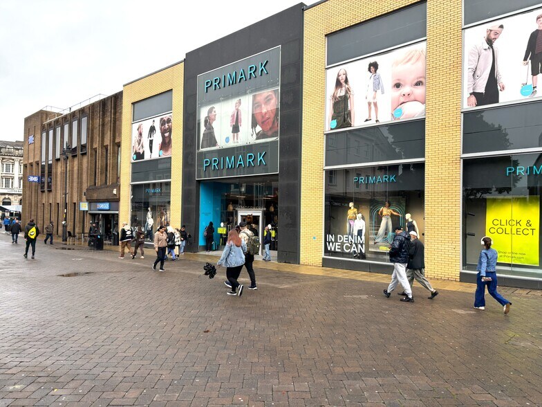 High St, Walsall à louer - Photo du bâtiment - Image 3 de 9