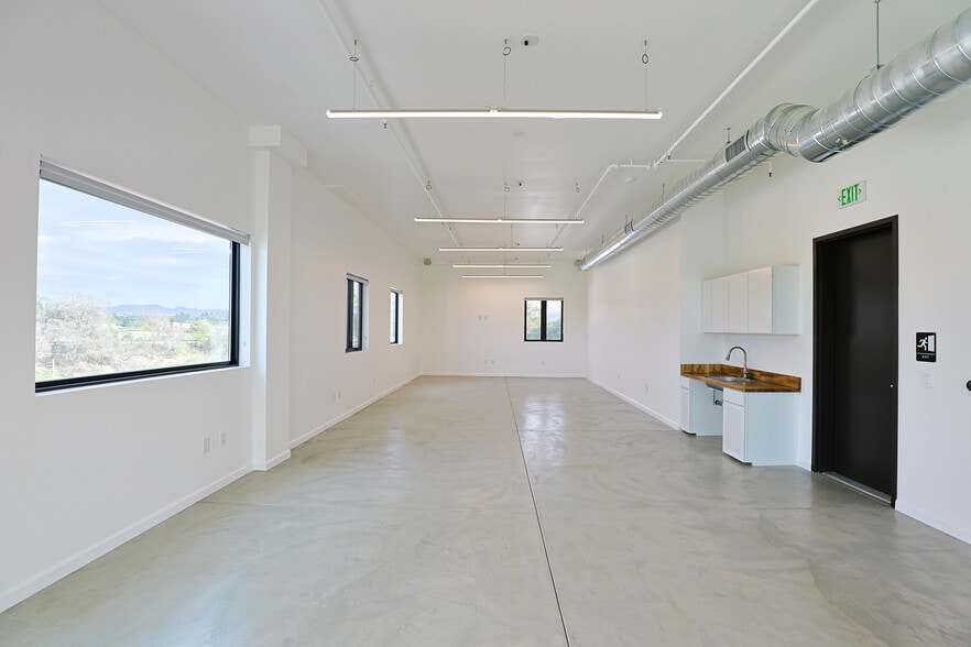 9005-9009 Exposition Blvd, Los Angeles, CA for lease - Building Photo - Image 2 of 18