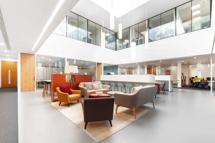 Churchill Ct, Crawley for lease Interior Photo- Image 1 of 11