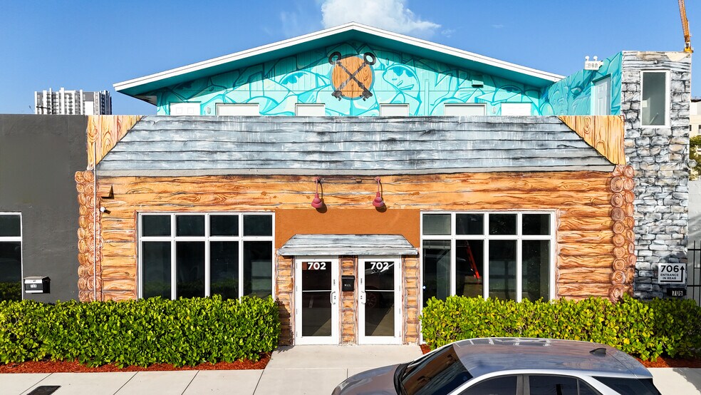 702-706 NE 1st Ave, Fort Lauderdale, FL à vendre - Photo du bâtiment - Image 2 de 34