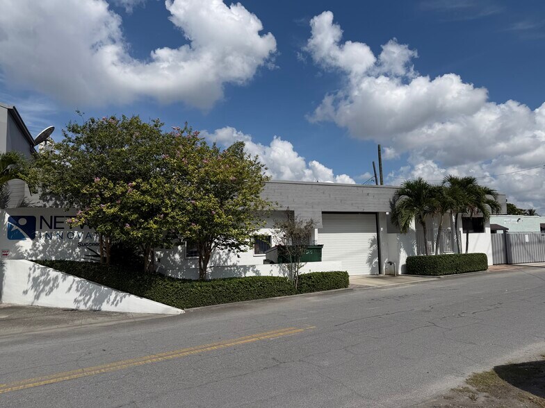 2115-2145 SW 2nd Ave, Fort Lauderdale, FL à vendre - Photo du bâtiment - Image 3 de 14