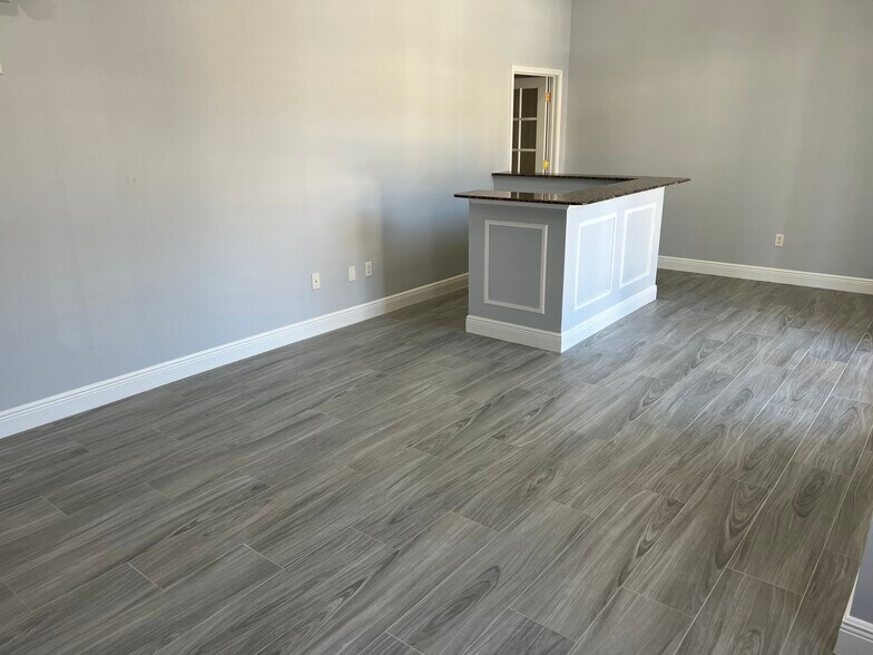 16578 N Dale Mabry Hwy, Tampa, FL à louer - Photo intérieure - Image 3 de 29