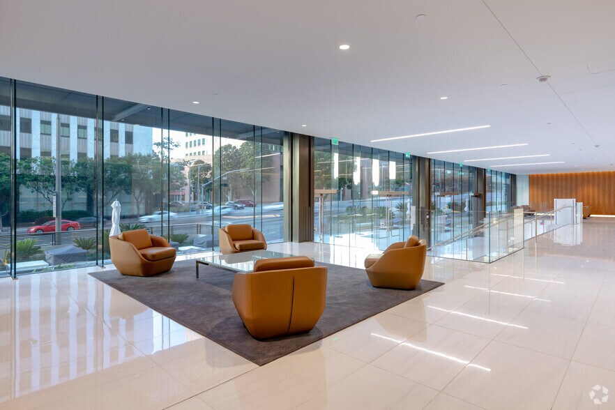 10880 Wilshire Blvd, Los Angeles, CA à louer - Hall d’entrée - Image 2 de 25