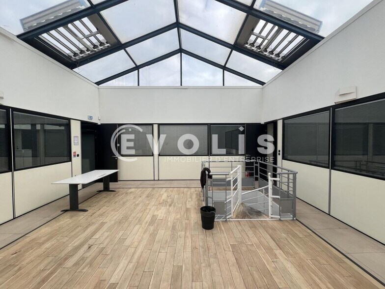 Bureau dans Villiers-sur-Marne à vendre - Photo intérieure - Image 2 de 14