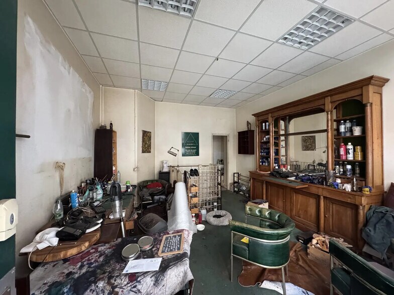 10 Rue Du Laos, Paris for lease - Interior Photo - Image 2 of 7