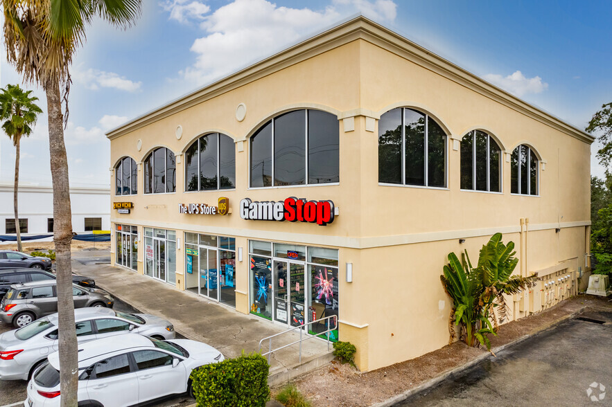 5004 E Fowler Ave, Tampa, FL for lease - Building Photo - Image 2 of 5