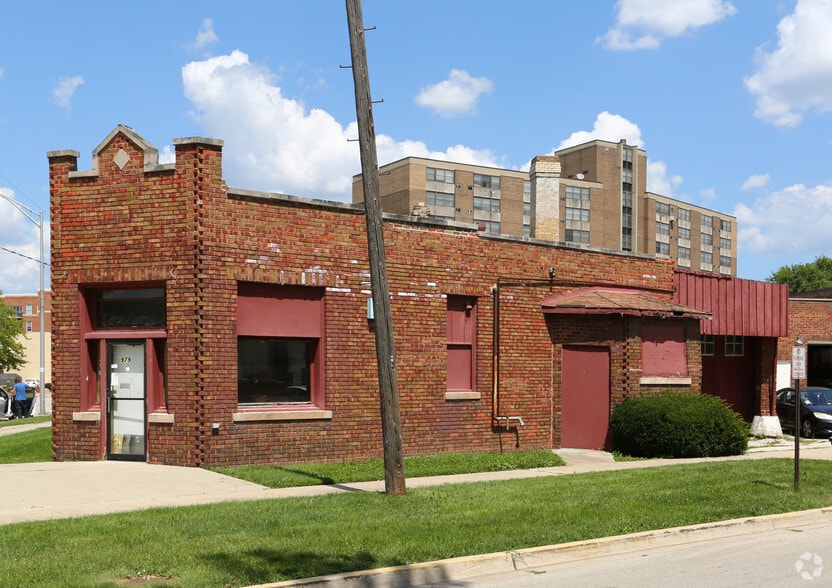 997 Lee St, Des Plaines, IL à vendre - Photo du bâtiment - Image 3 de 3