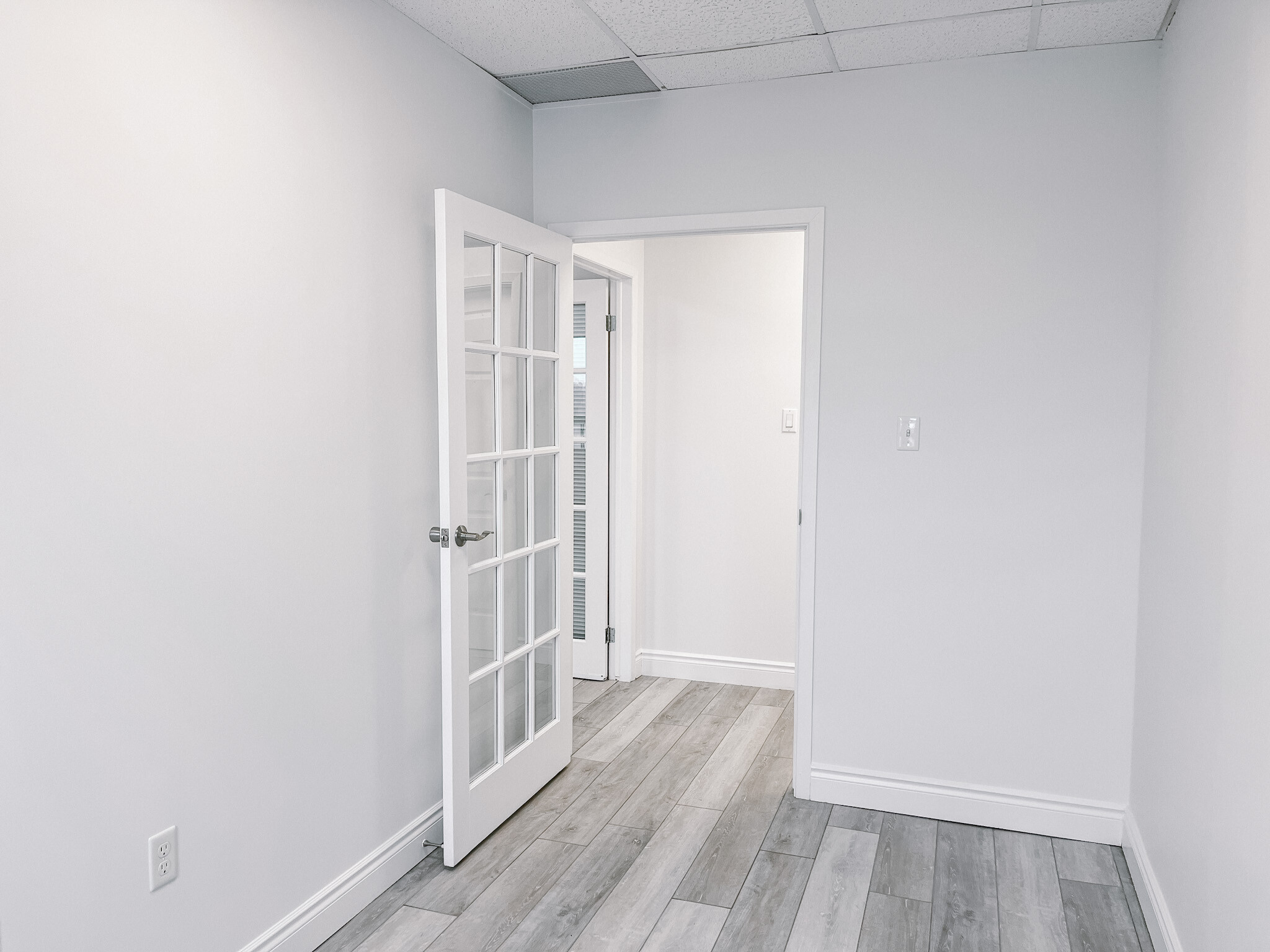 111 Waterloo St, London, ON à louer Photo intérieure- Image 1 de 4