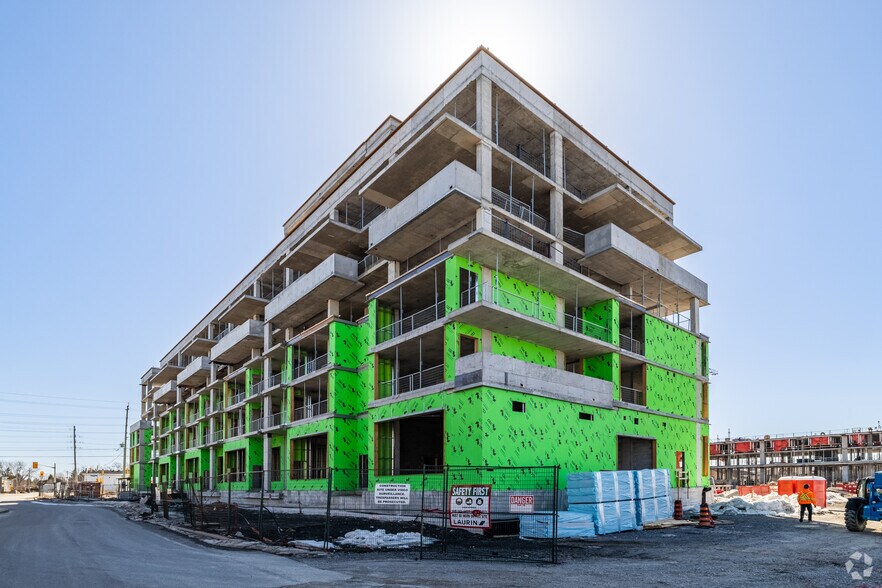 20 Cedarow Crt, Ottawa, ON à louer - Photo du bâtiment - Image 2 de 3