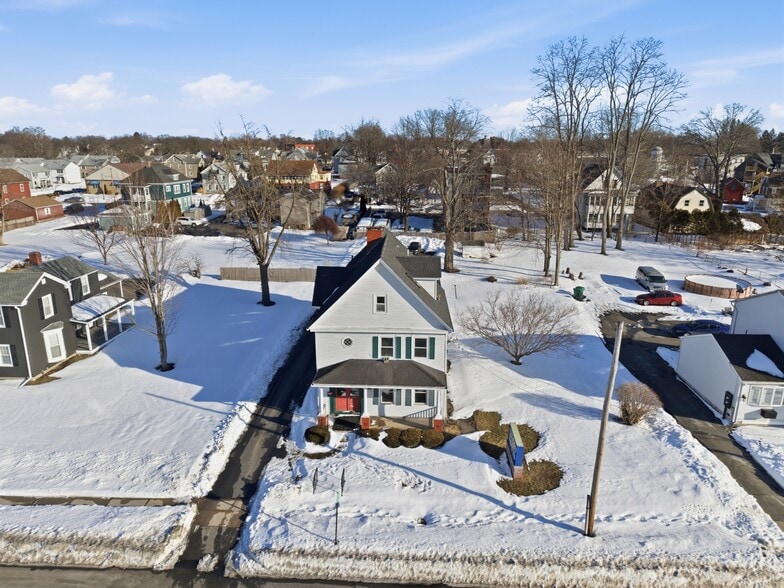 109 Church St, Chicopee, MA for sale - Building Photo - Image 3 of 12