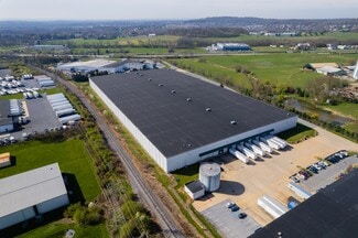 Plus de détails pour 1700 Cloister Dr, Lancaster, PA - Industriel à louer