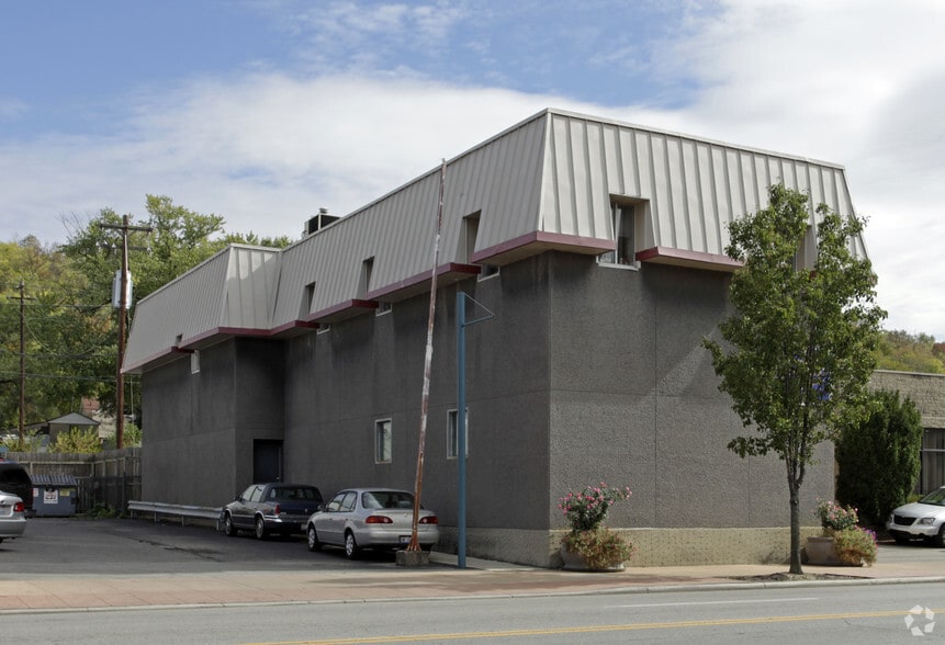 8832 Reading Rd, Cincinnati, OH for sale - Building Photo - Image 2 of 6