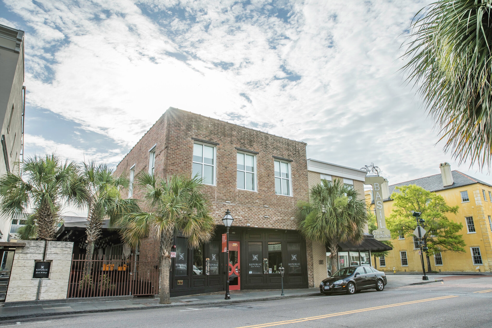 460 King St, Charleston, SC for lease Building Photo- Image 1 of 9