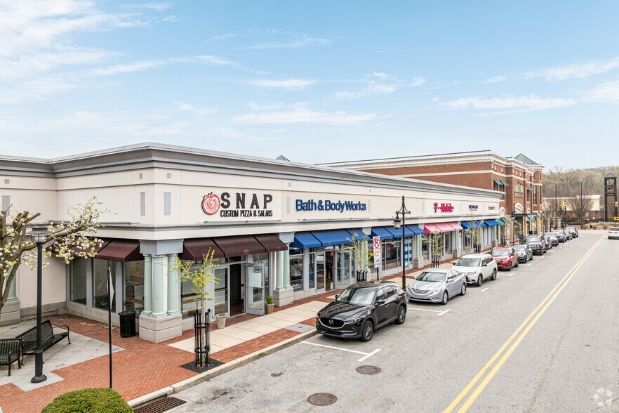 301 Main St, Exton, PA à louer - Photo du bâtiment - Image 3 de 33