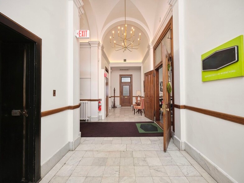 14 Main St, Hingham, MA for lease - Building Photo - Image 2 of 15