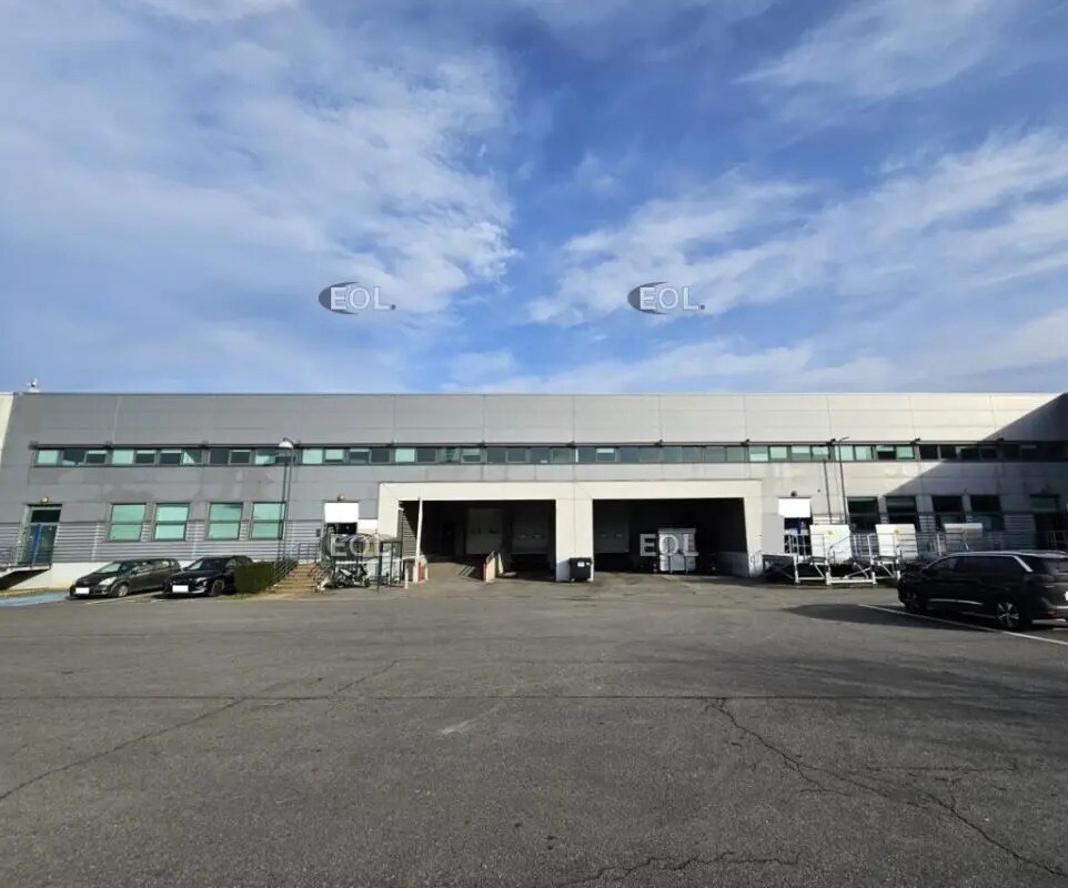 Flex dans Ivry-sur-Seine à louer Photo du bâtiment- Image 1 de 13