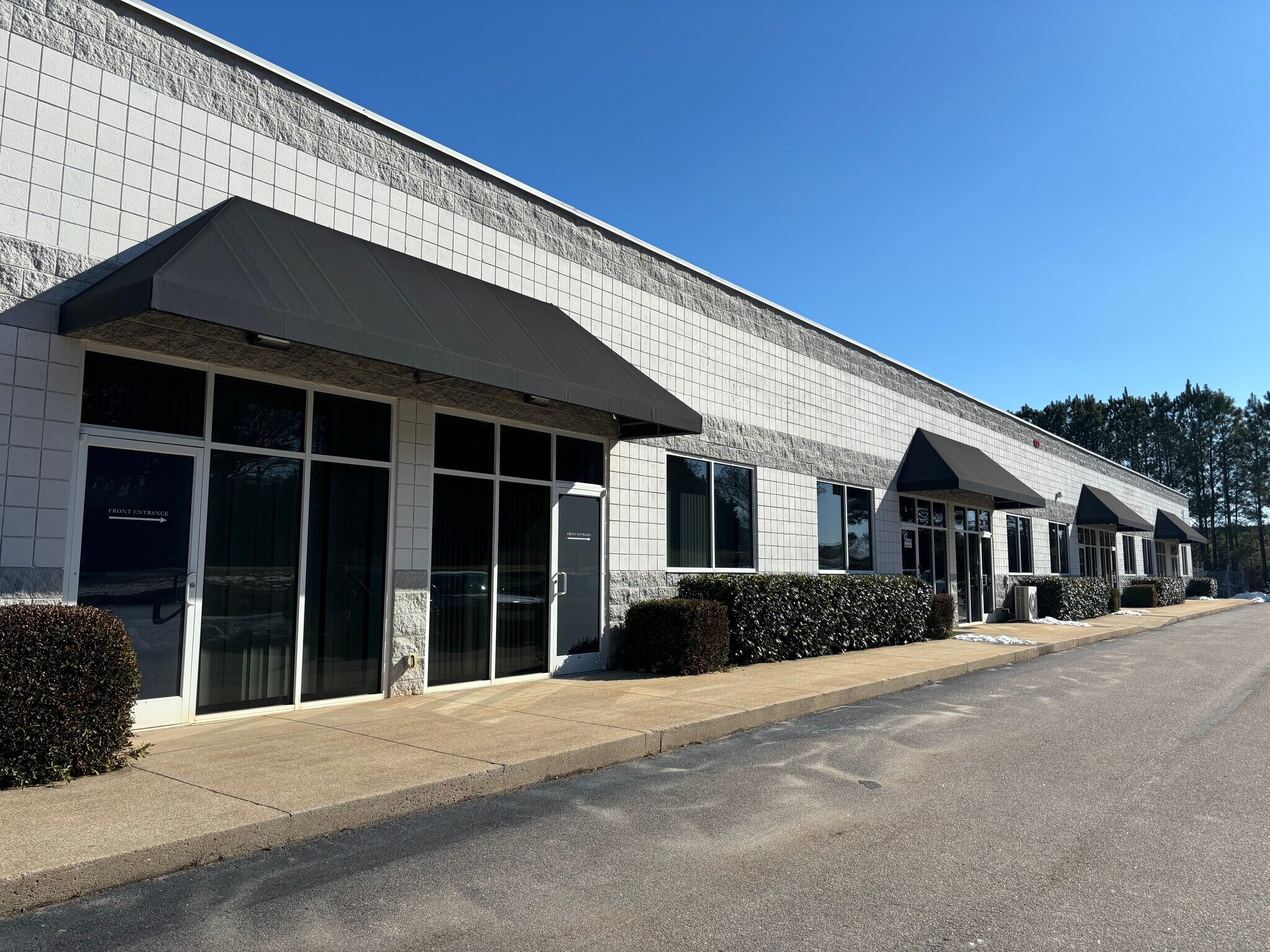 120 Weathers St, Youngsville, NC à louer Photo principale- Image 1 de 3