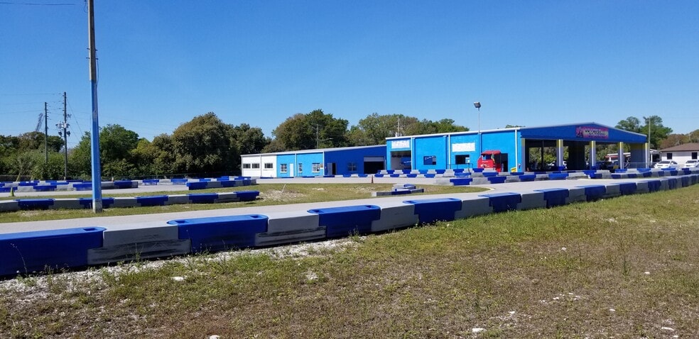 4680 34th St N, Saint Petersburg, FL for sale - Building Photo - Image 3 of 9