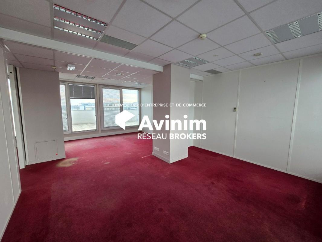 Office in Chessy for lease Interior Photo- Image 1 of 10