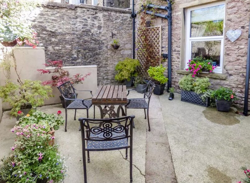 63 High St, Kirkby Stephen à vendre - Photo du bâtiment - Image 1 de 14