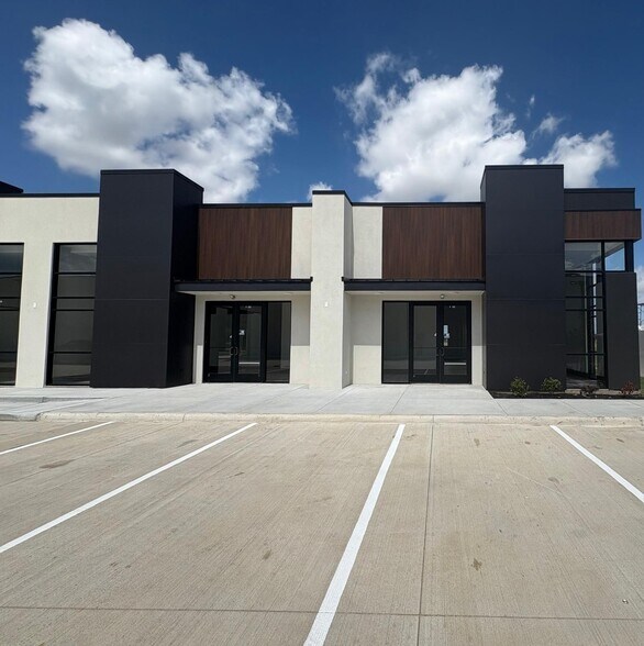 2723 N Mason Rd, Katy, TX à louer - Photo du bâtiment - Image 1 de 4