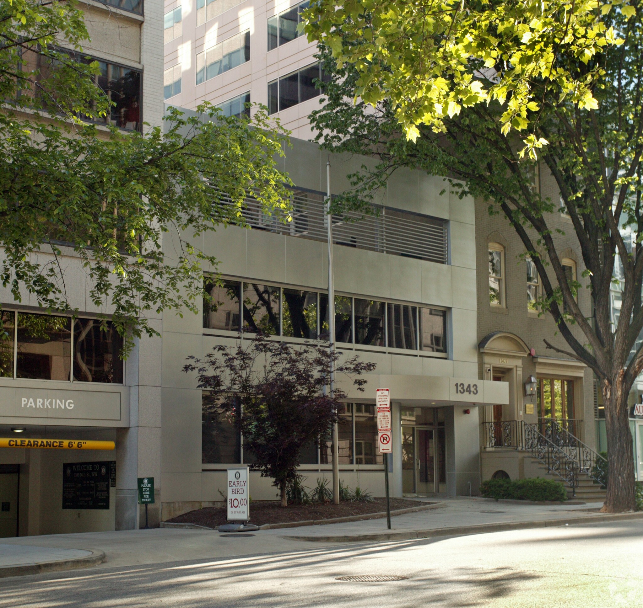 1343 L St NW, Washington, DC à louer Photo du bâtiment- Image 1 de 22