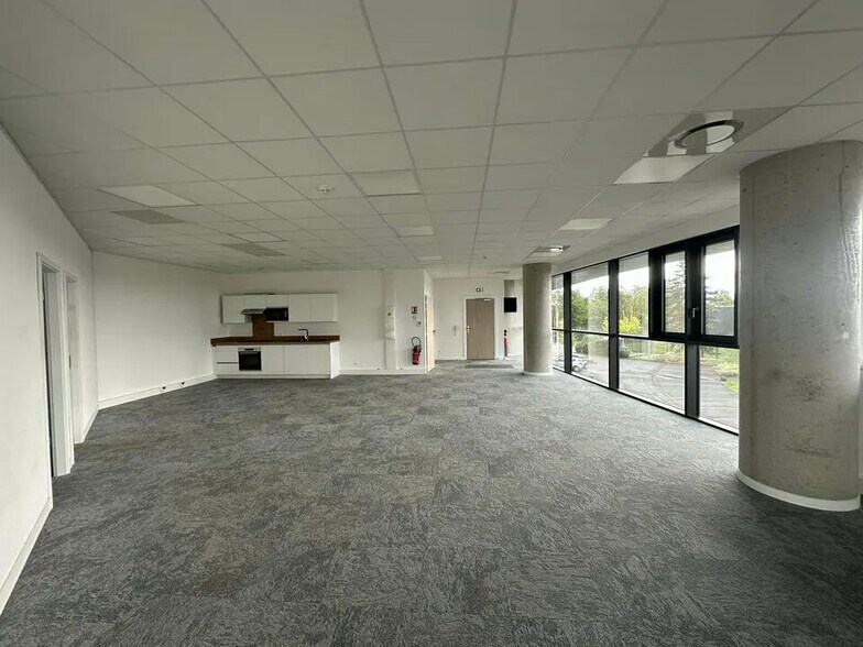 Bureau dans Obernai à louer - Photo du bâtiment - Image 2 de 12