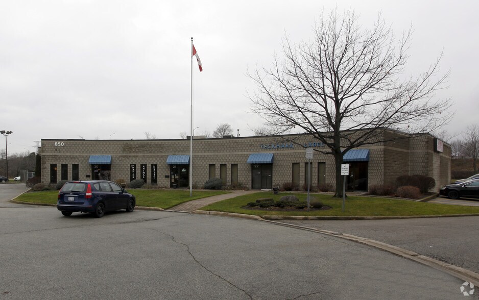 850 Legion Rd, Burlington, ON for sale - Primary Photo - Image 1 of 1