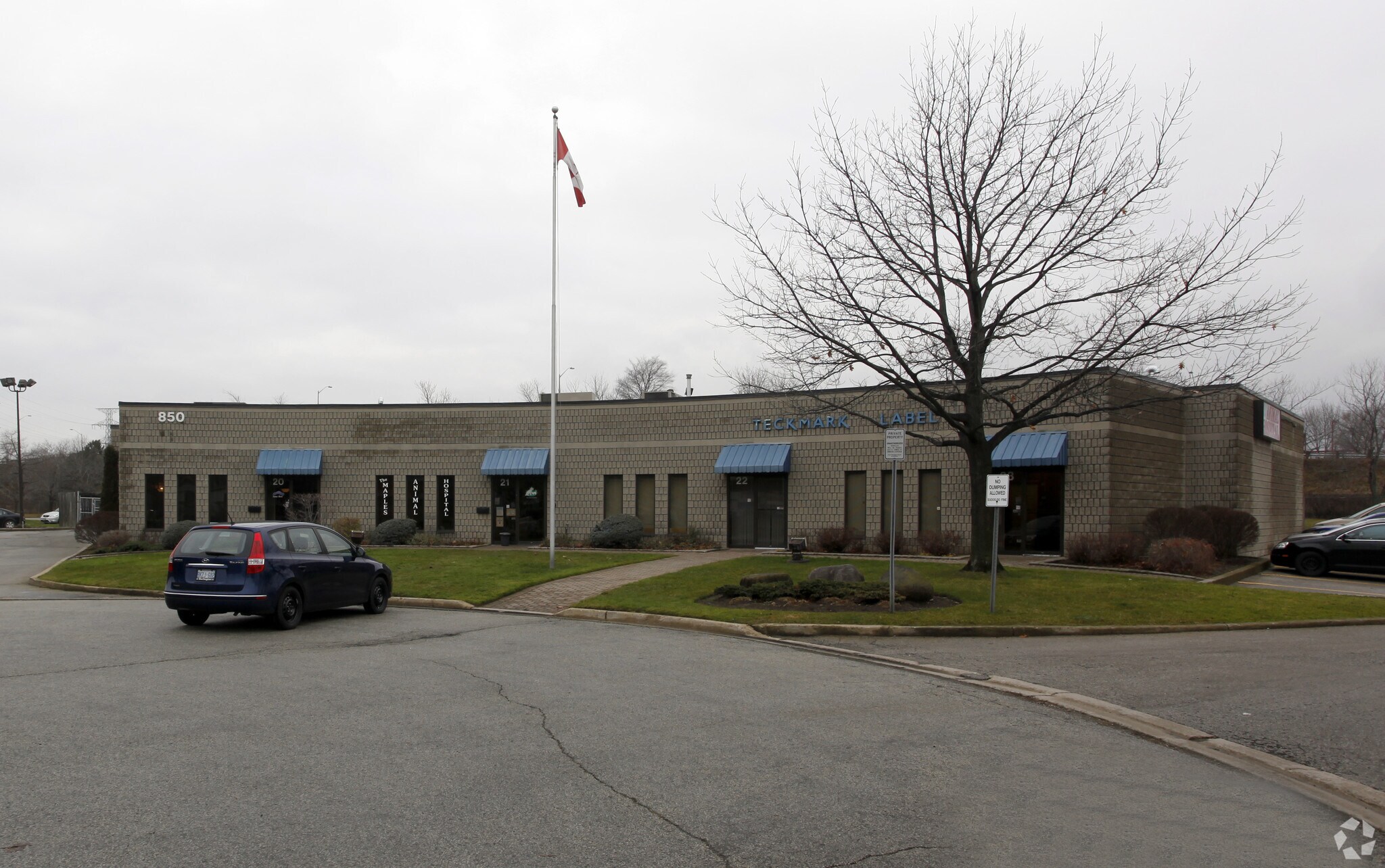 850 Legion Rd, Burlington, ON for sale Primary Photo- Image 1 of 1