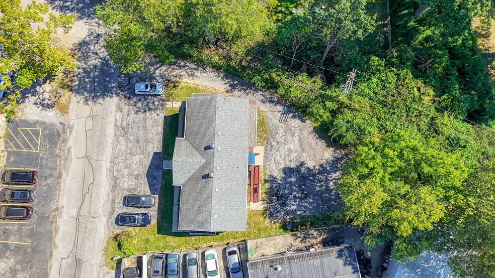 2505 Woodley Rd, Columbus, OH à vendre - Photo du bâtiment - Image 3 de 8
