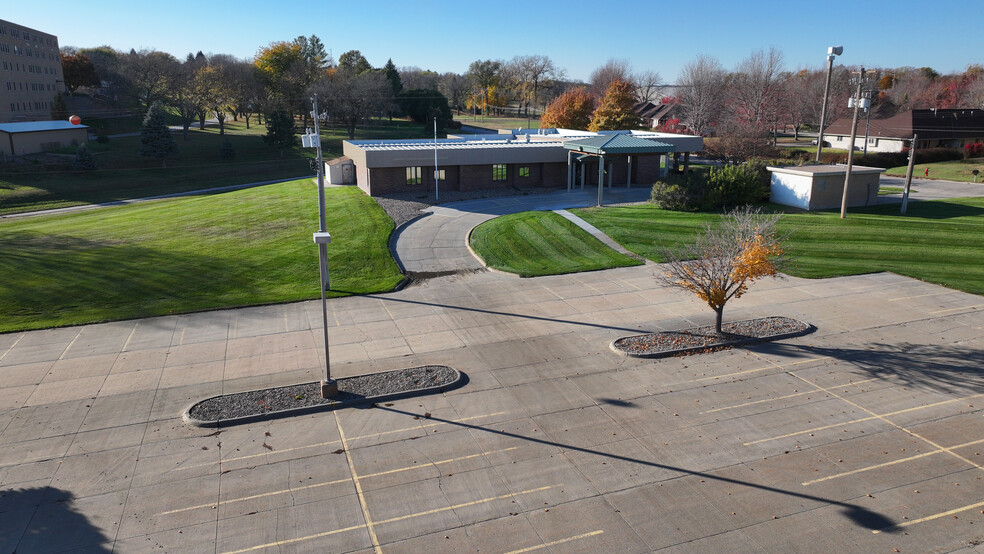 1603 W Prospect Ave, Norfolk, NE for sale - Primary Photo - Image 1 of 6