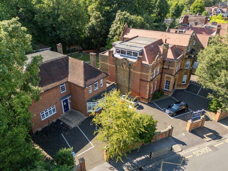 22 Woodborough Rd, Londres à vendre - Photo du bâtiment - Image 3 de 3