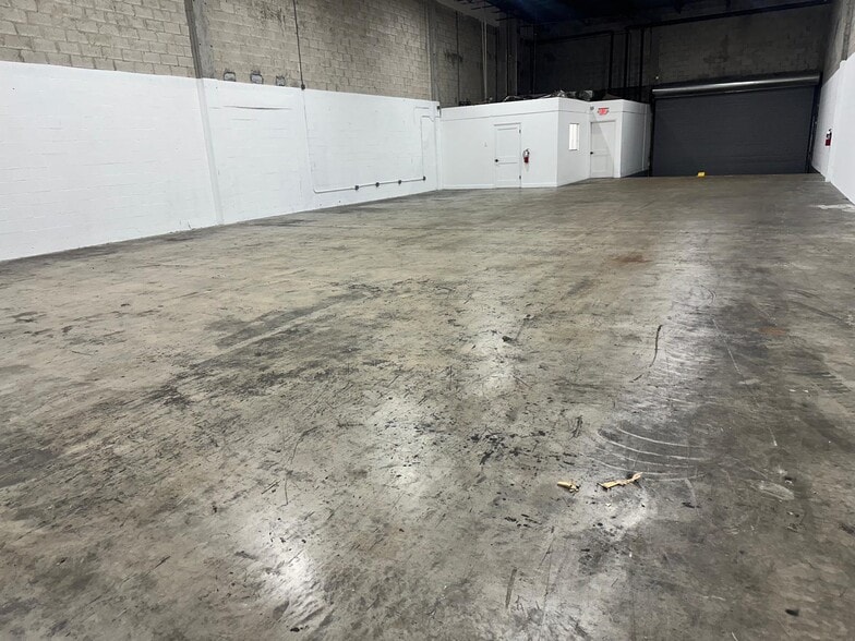 1700-1744 NW 82nd Ave, Doral, FL for lease - Building Photo - Image 3 of 7