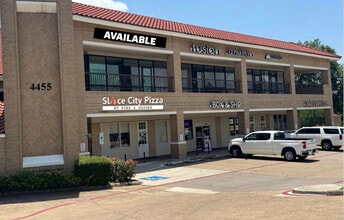 4455 Camp Bowie Blvd, Fort Worth, TX for lease Building Photo- Image 2 of 3