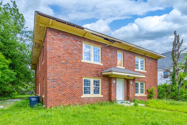 More details for 661 N Park Ave, Shawnee, OK - Multifamily for Auction