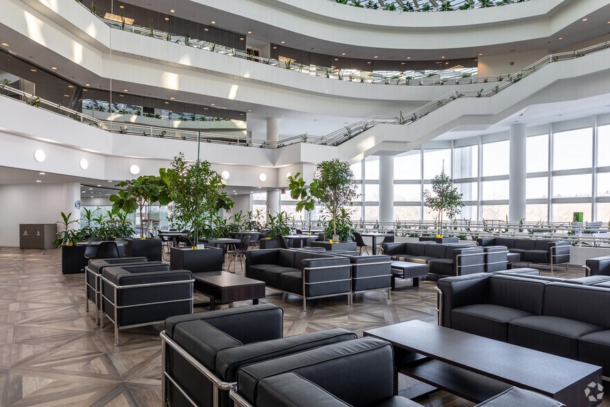 800 Westchester Ave, Rye Brook, NY à louer - Photo intérieure - Image 3 de 35