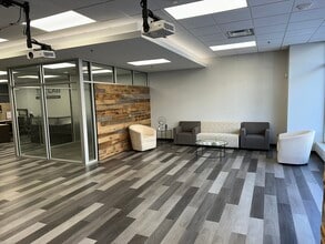 2231-2251 Old Brick Rd, Glen Allen, VA for lease Interior Photo- Image 2 of 6