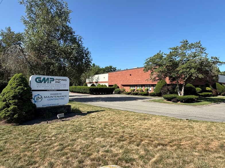 11 Willow Rd, Ayer, MA for lease - Building Photo - Image 2 of 9