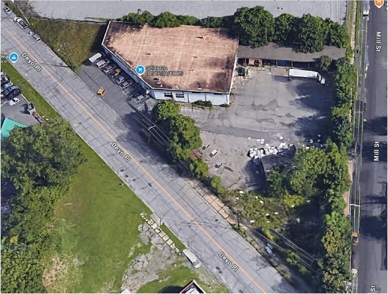 20 Deyo Pl, Newburgh, NY for sale - Building Photo - Image 1 of 18