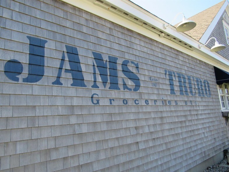 14 Truro Center Rd, Truro, MA à louer - Photo du bâtiment - Image 3 de 20